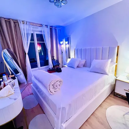 Les Residences De Djibril Homestay