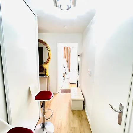 Les Residences De Djibril * Le Blanc-Mesnil