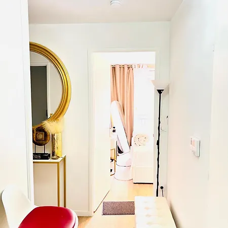 Les Residences De Djibril Homestay