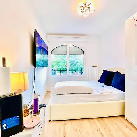 Les Residences De Djibril Le Blanc-Mesnil