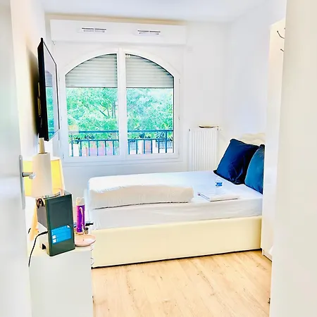 Les Residences De Djibril Homestay szállás Le Blanc-Mesnil