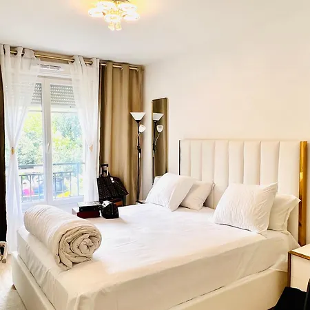 Les Residences De Djibril Quarto em Acomodações Particulares *