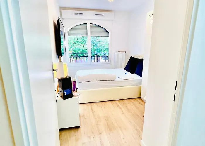 Privatunterkunft Les Residences De Djibril Le Blanc-Mesnil