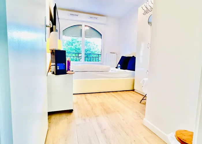 Les Residences De Djibril Le Blanc-Mesnil