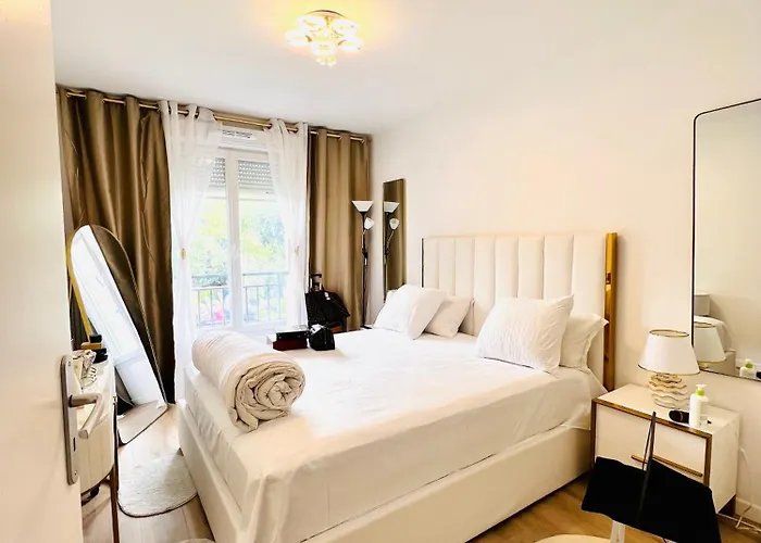 Les Residences De Djibril Privatunterkunft Le Blanc-Mesnil