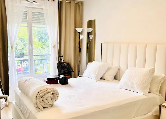 Les Residences De Djibril *
